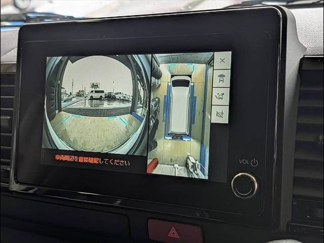 Car thumbnail 4