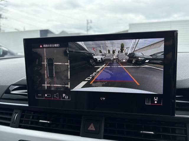 Car thumbnail 4