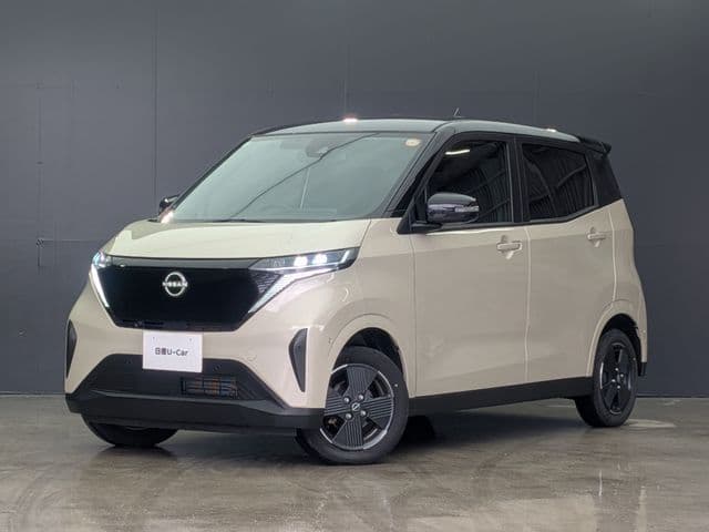 NISSAN
