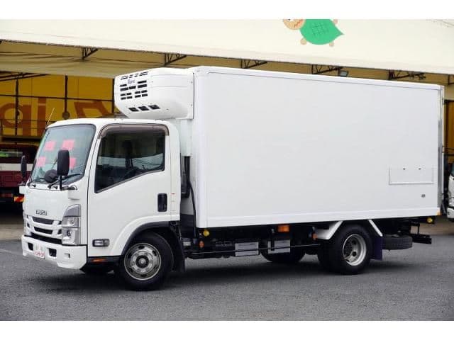 ISUZU