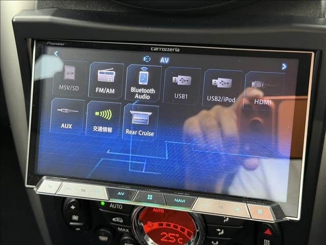 Car thumbnail 3