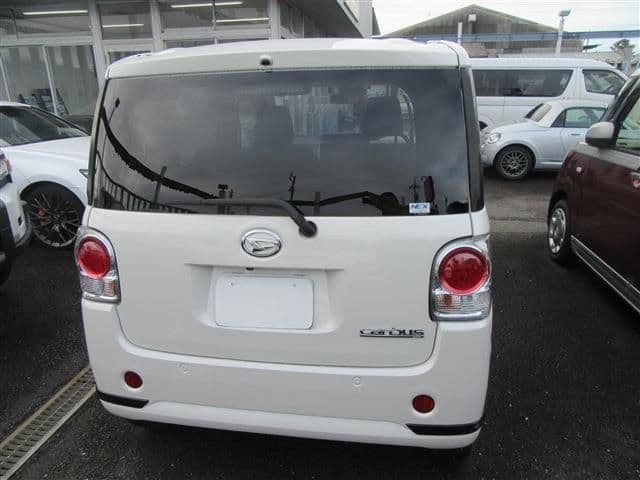 Car thumbnail 4