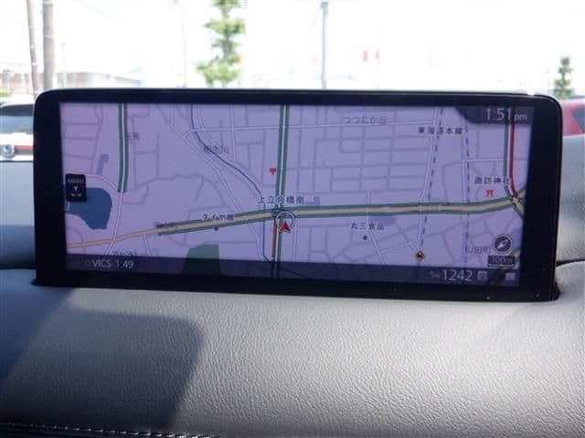 Car thumbnail 3