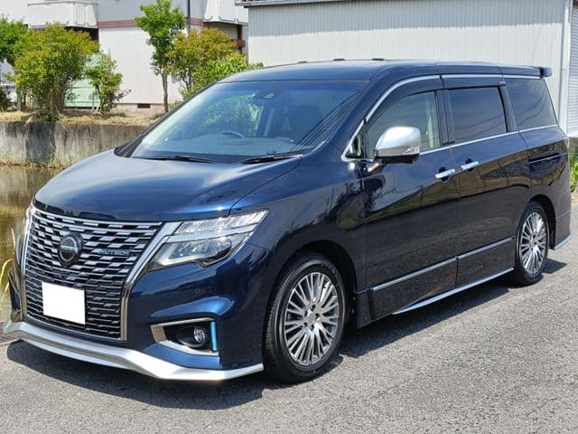NISSAN