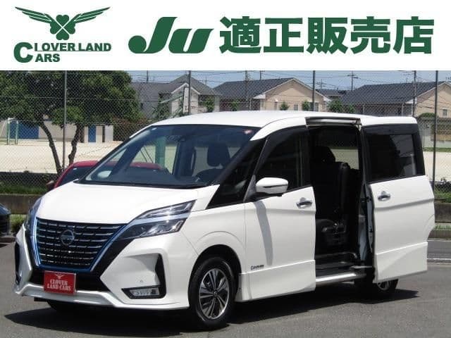NISSAN