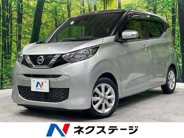 NISSAN