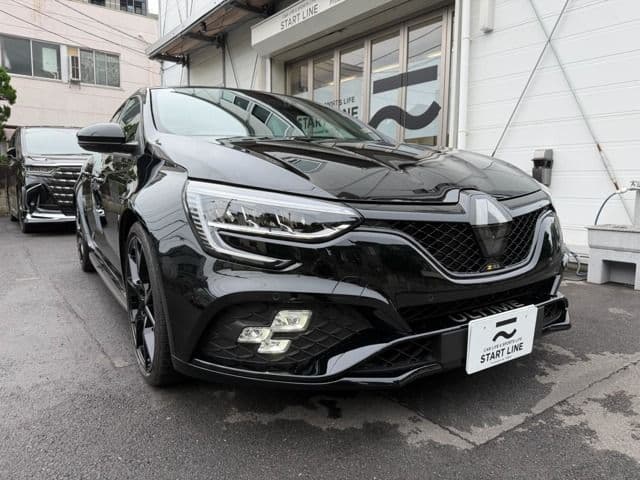 RENAULT