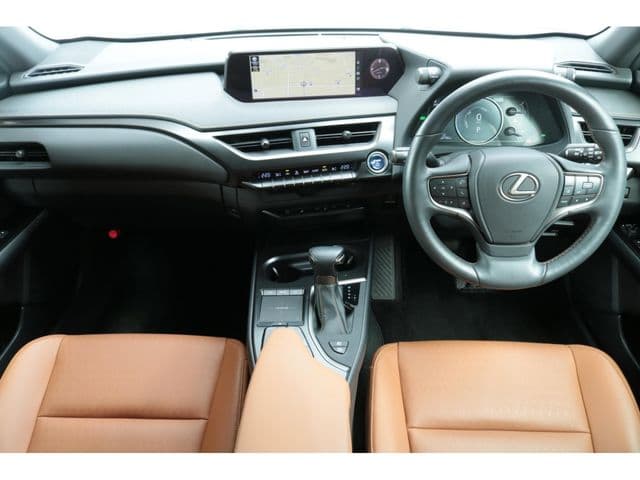 Car thumbnail 3