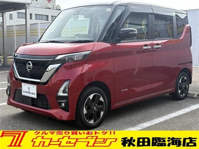 NISSAN