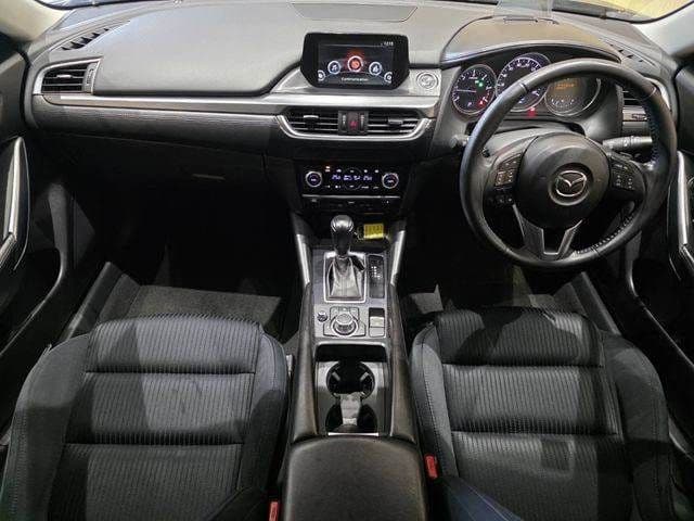 Car thumbnail 3