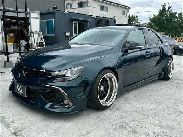 Car thumbnail 3