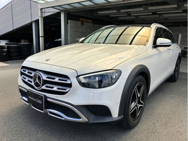 MERCEDES BENZ