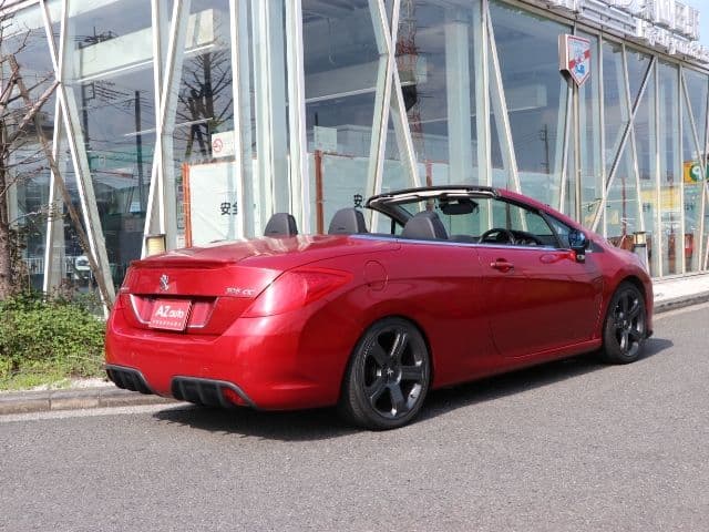 Car thumbnail 3