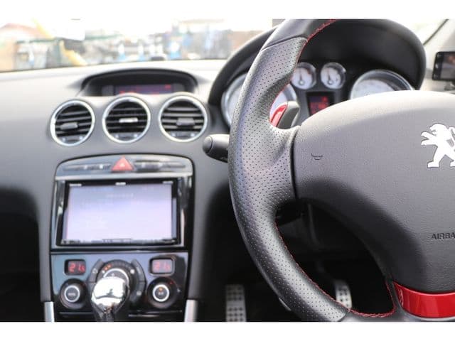Car thumbnail 4