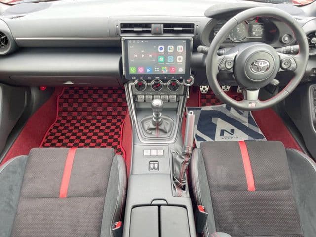 Car thumbnail 2