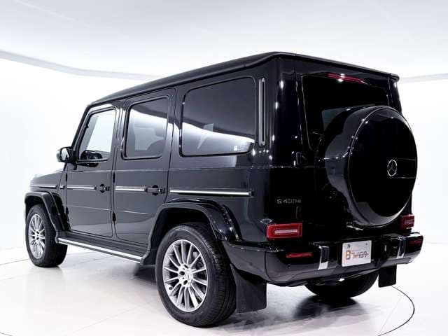 Car thumbnail 3