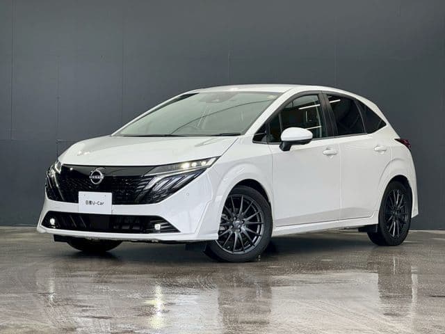 NISSAN