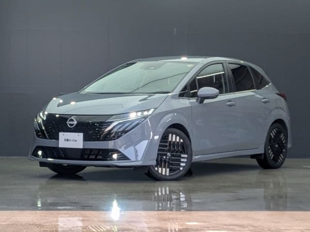 NISSAN