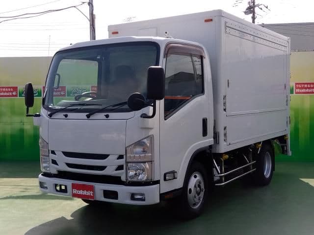 ISUZU