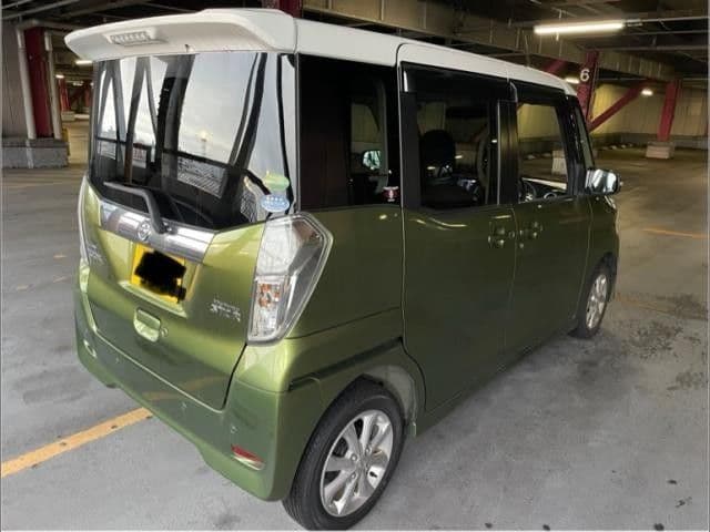 Car thumbnail 3