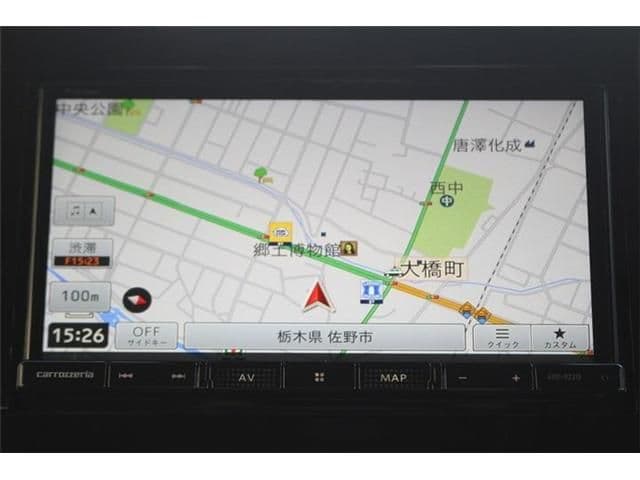 Car thumbnail 3