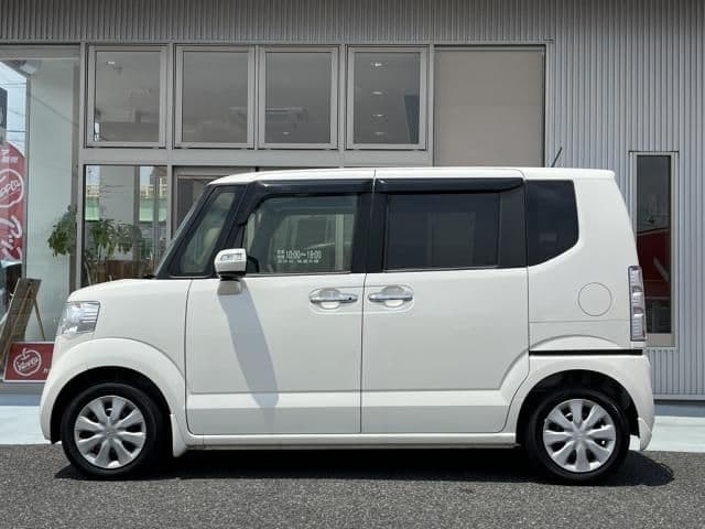 Car thumbnail 3