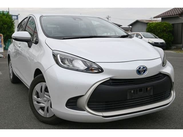 Car image 1