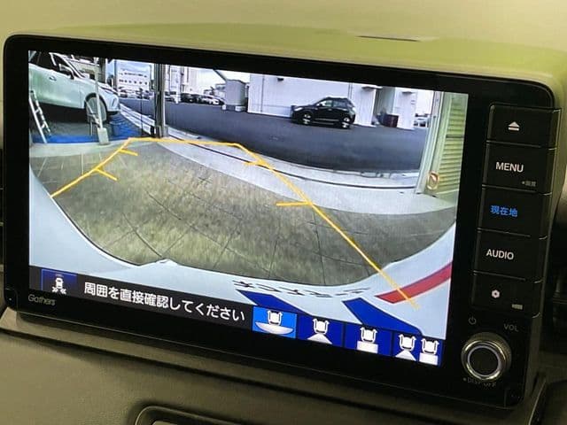Car thumbnail 4
