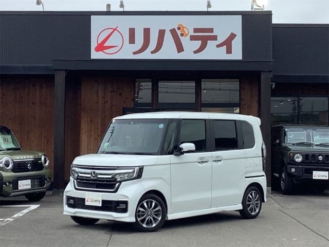 Car image 1