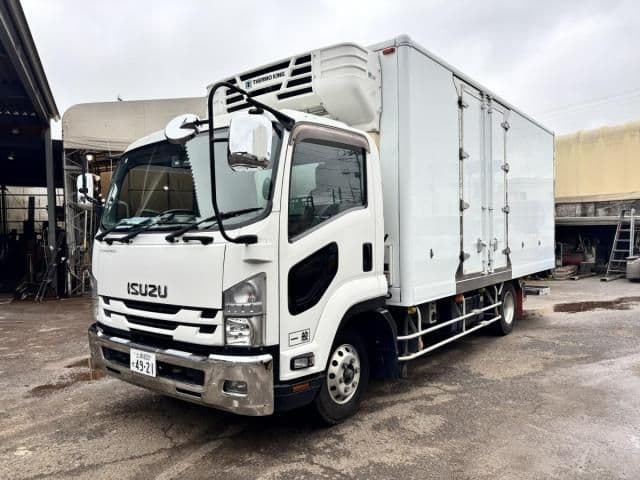 ISUZU