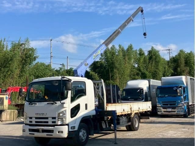 ISUZU