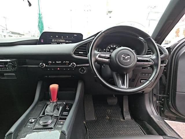 Car thumbnail 3