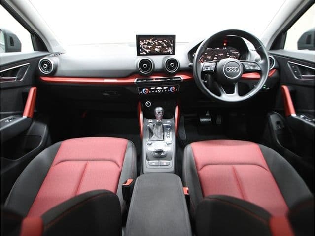 Car thumbnail 3