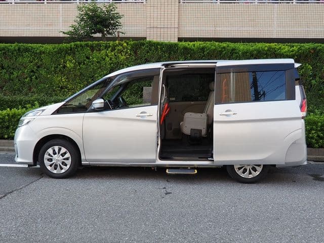 NISSAN