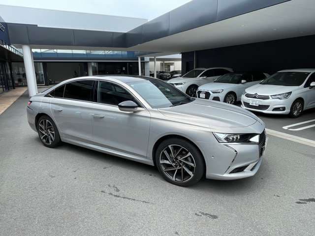 Car thumbnail 2