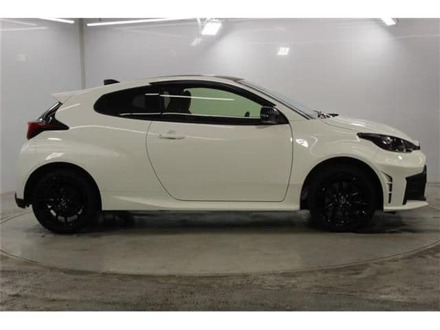 Car thumbnail 4