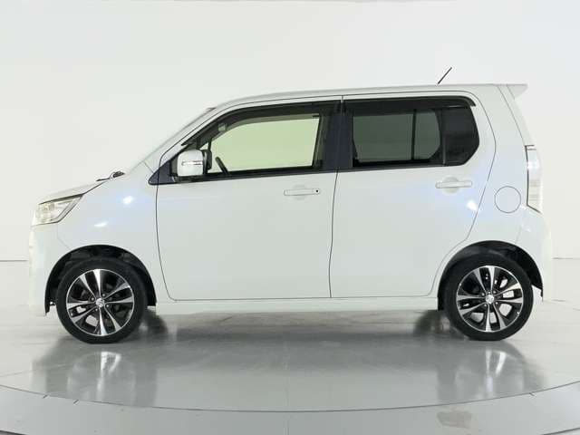 Car thumbnail 3