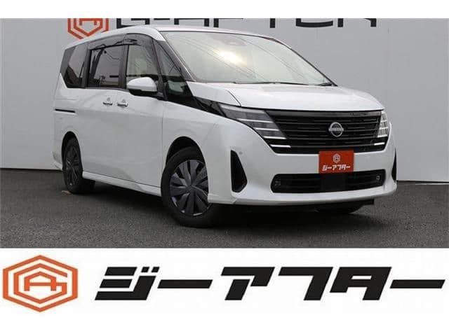 NISSAN