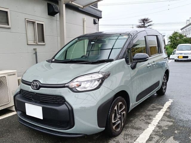 Car thumbnail 2