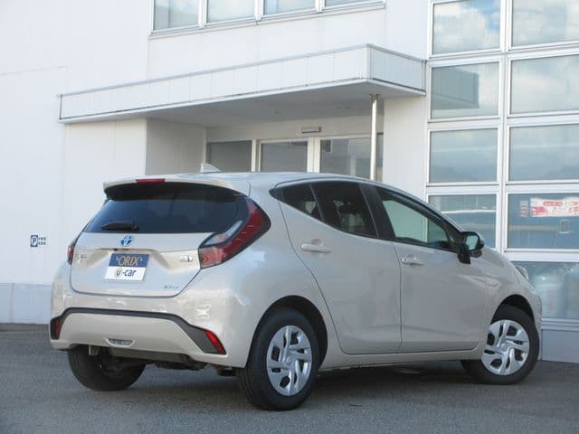 Car thumbnail 3