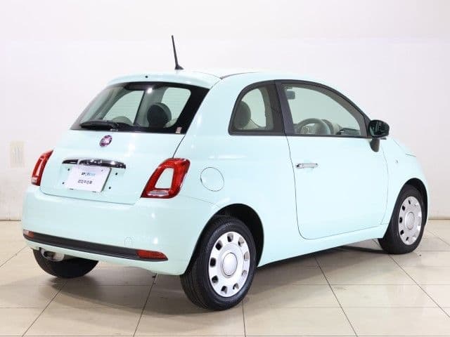 Car thumbnail 2