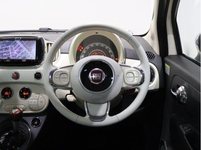Car thumbnail 3