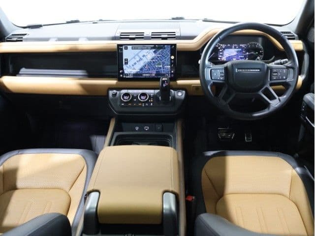 Car thumbnail 4
