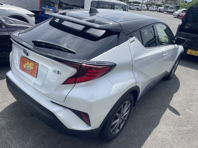 Car thumbnail 3