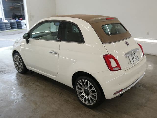 Car thumbnail 2
