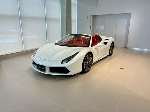 FERRARI