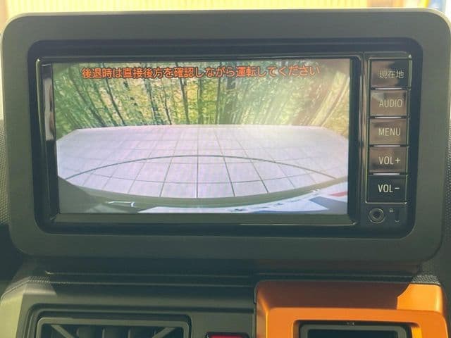Car thumbnail 4