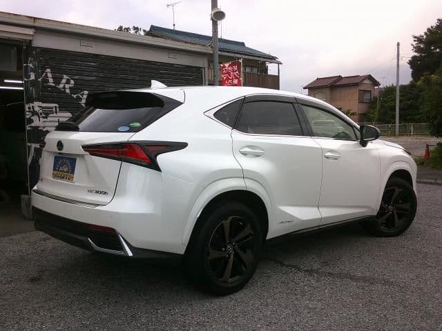Car thumbnail 4