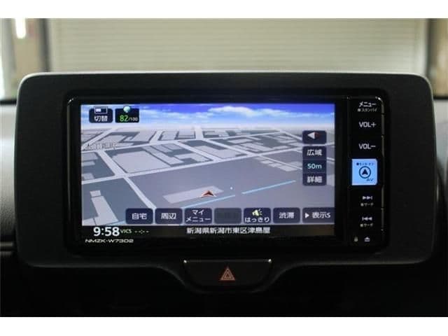 Car thumbnail 3