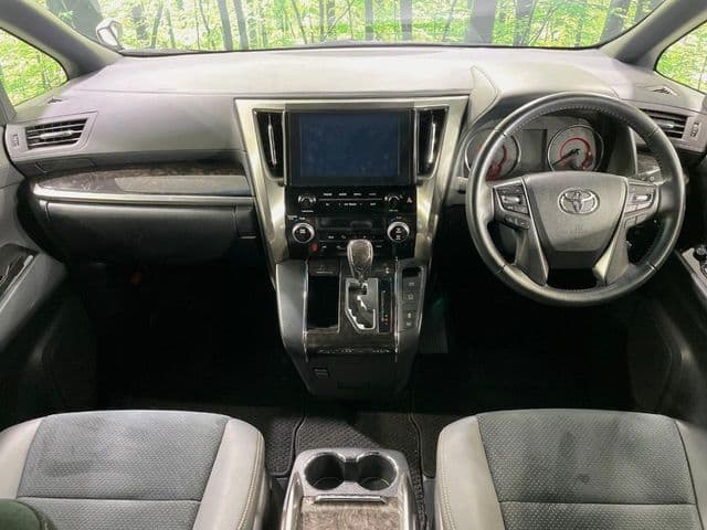 Car thumbnail 2